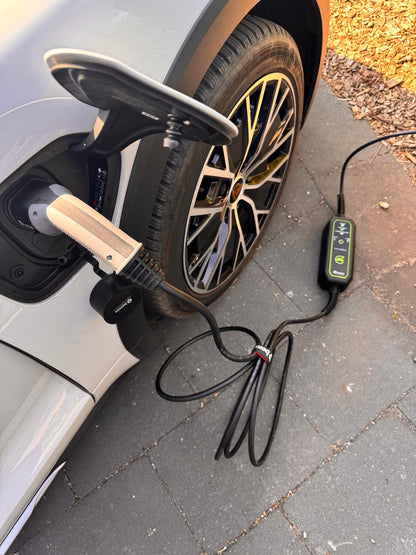 Mini mobile oplader 1 fase 16A tot 3,7 kW voor elektrische auto's