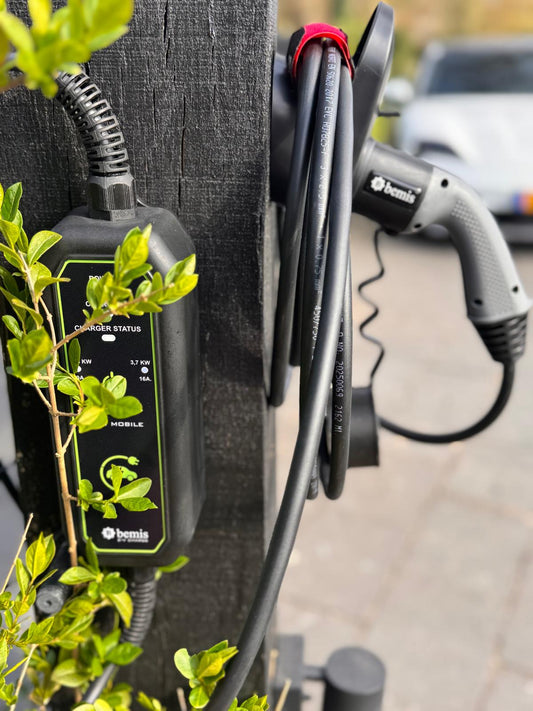 Mini mobile oplader 1 fase 16A tot 3,7 kW voor elektrische auto's